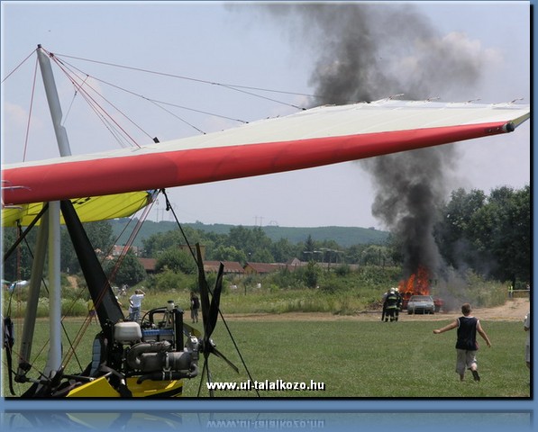 p7088950
